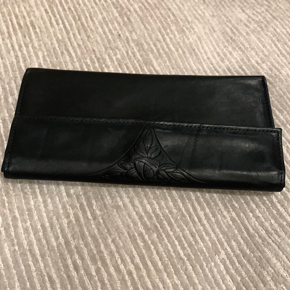 Vintage Rolfs Black Cowhide Leather Wallet with Floral accent - Picture 1 of 6